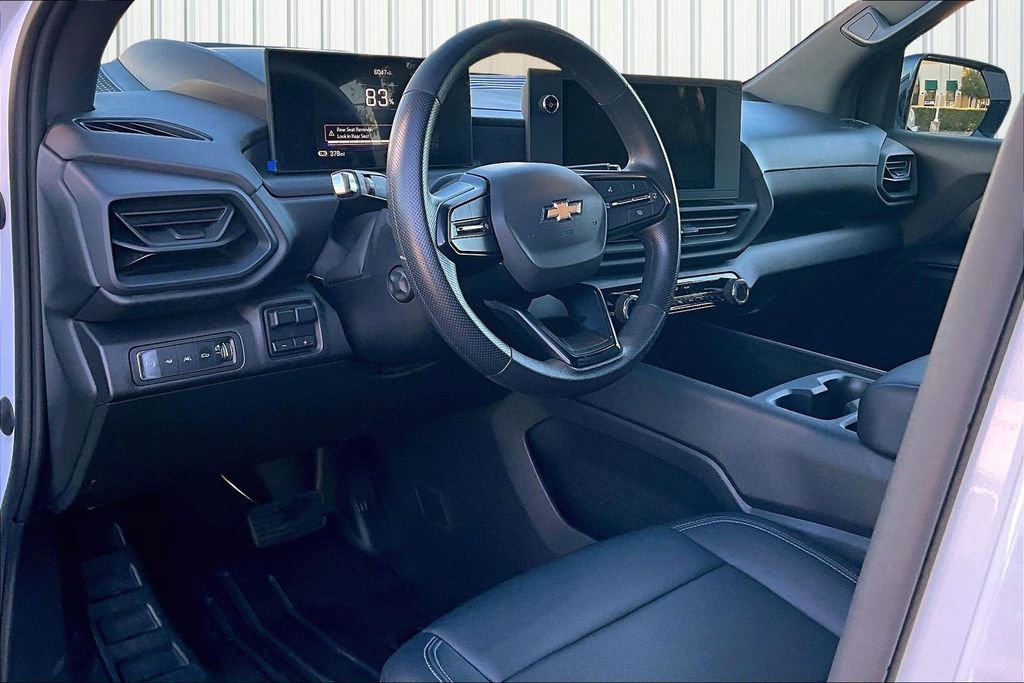 Used 2024 Chevrolet Silverado EV W/T image 4