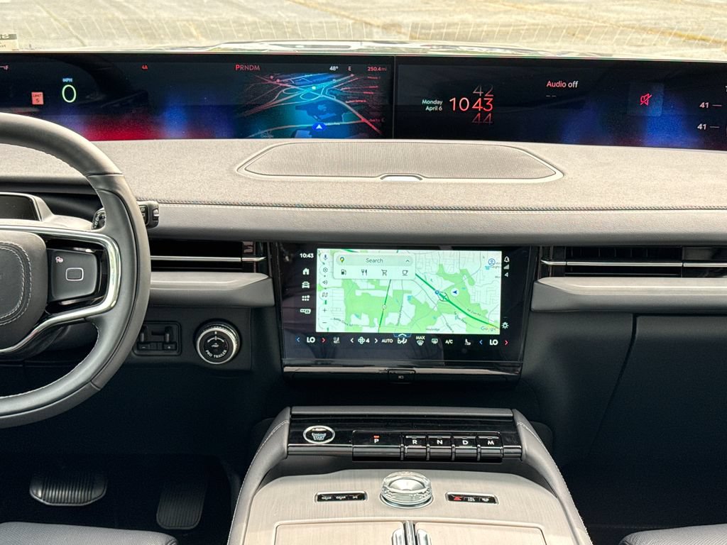 New 2025 Lincoln Navigator L Reserve AWD/4WD image 17