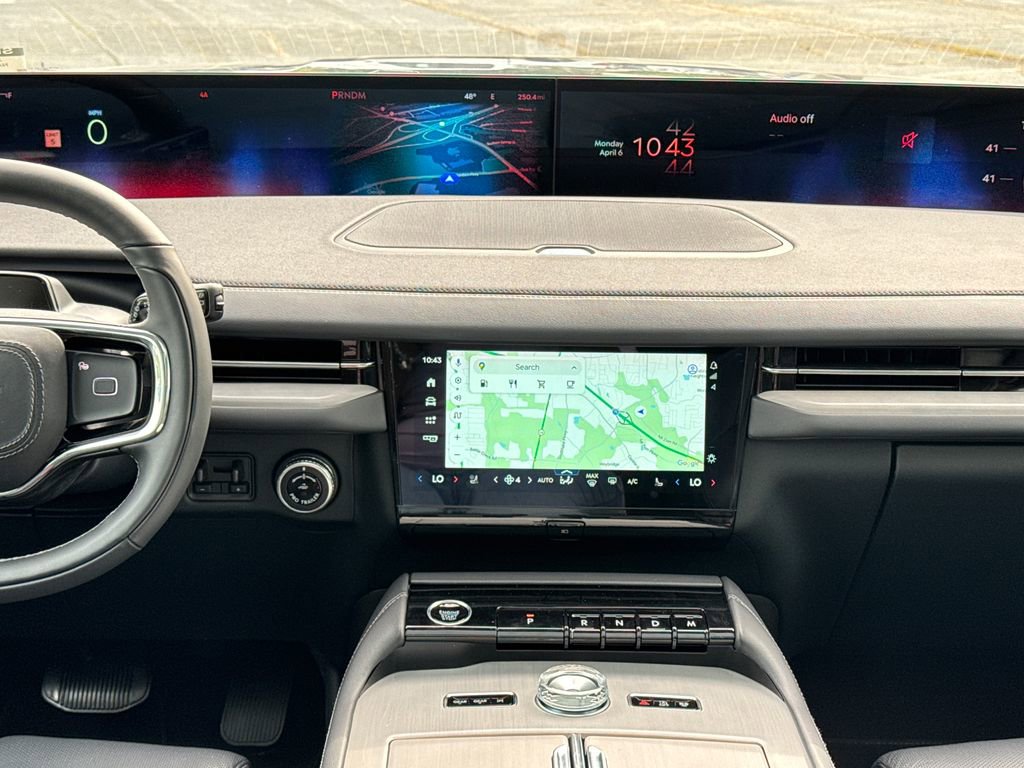 New 2025 Lincoln Navigator L Reserve AWD/4WD image 17