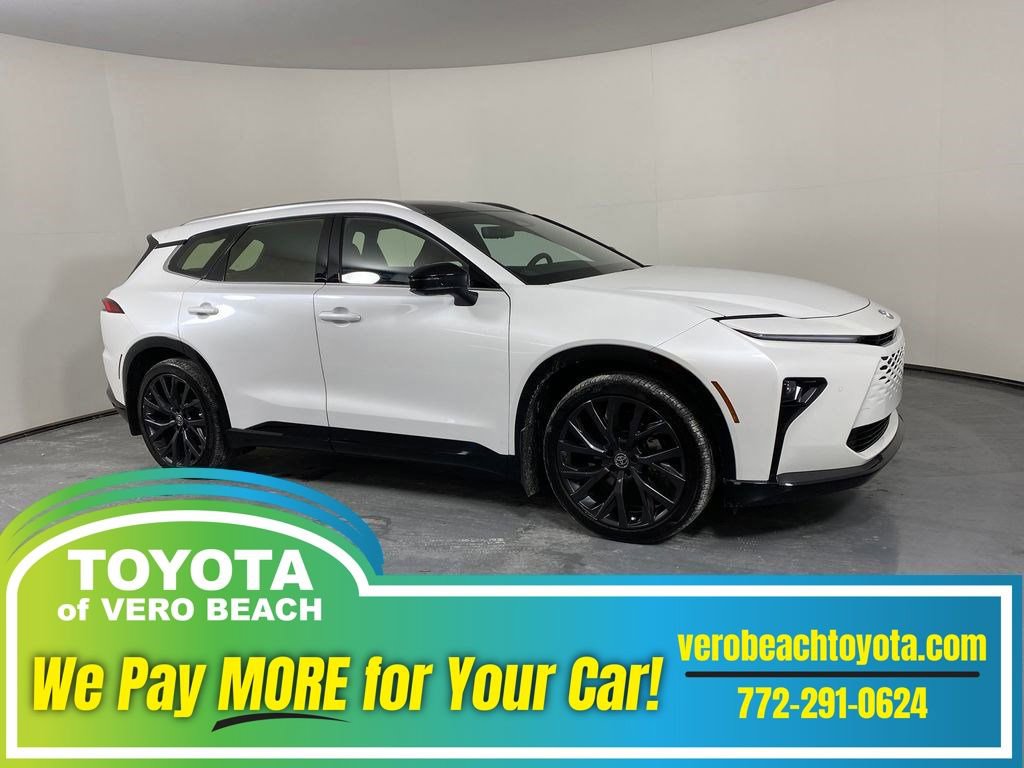 Used 2025 Toyota Crown Signia Limited w/ Advanced Technology Package 360° Tour