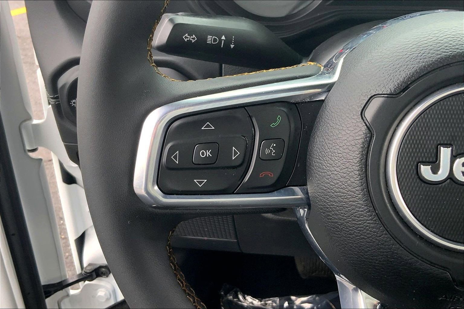 Certified 2025 Jeep Wrangler Sahara image 22