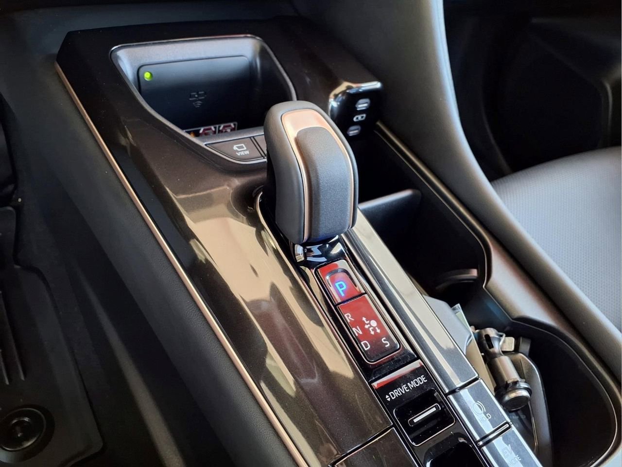 Certified 2025 Toyota Crown Signia w/ Advanced Technology Package image 25