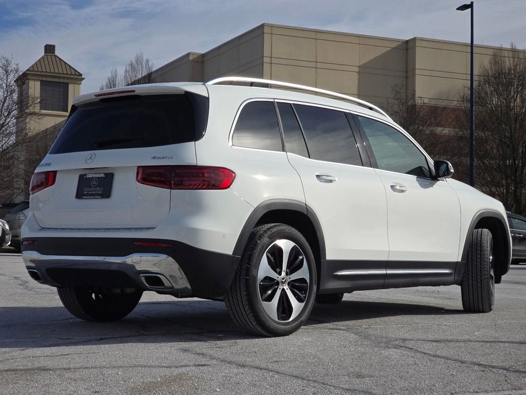 New 2026 Mercedes-Benz GLB 250 4MATIC image 16