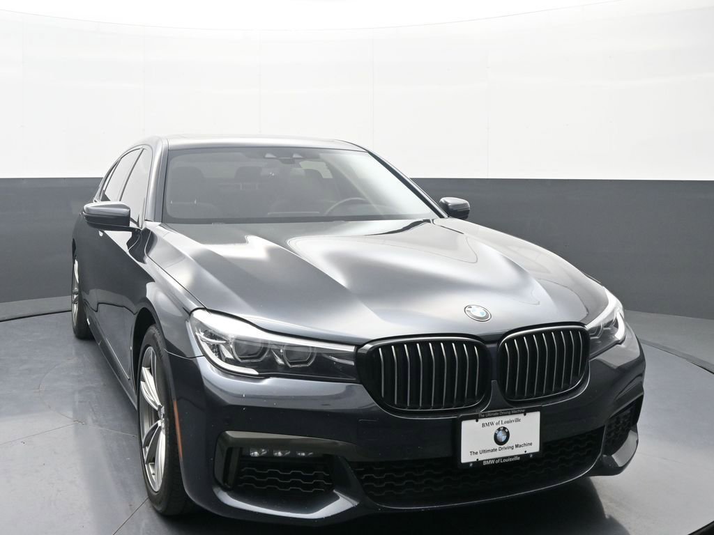 Used 2019 BMW 740i xDrive w/ Executive Package AWD/4WD image 2