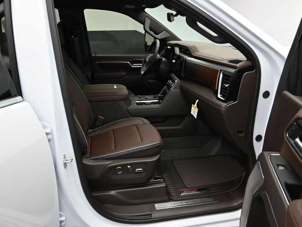 New 2026 GMC Sierra 3500 Denali w/ Technology Package image 27