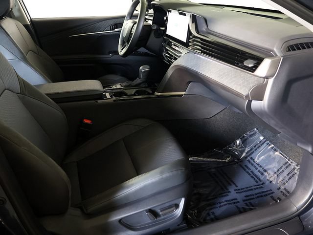 Used 2026 Toyota Camry XLE w/ Premium Plus Package AWD/4WD image 33