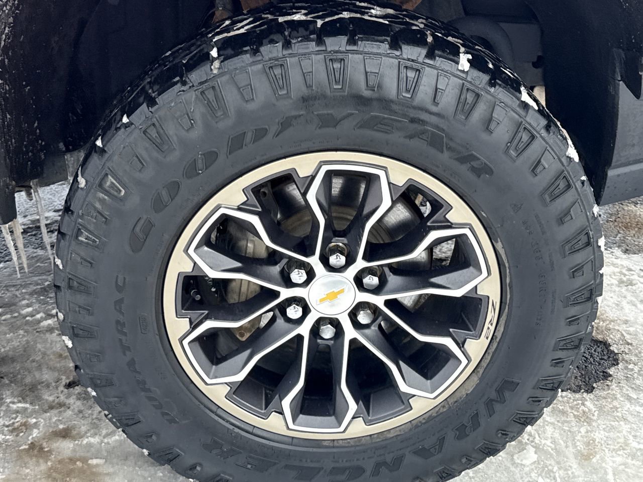 Used 2019 Chevrolet Colorado ZR2 image 9
