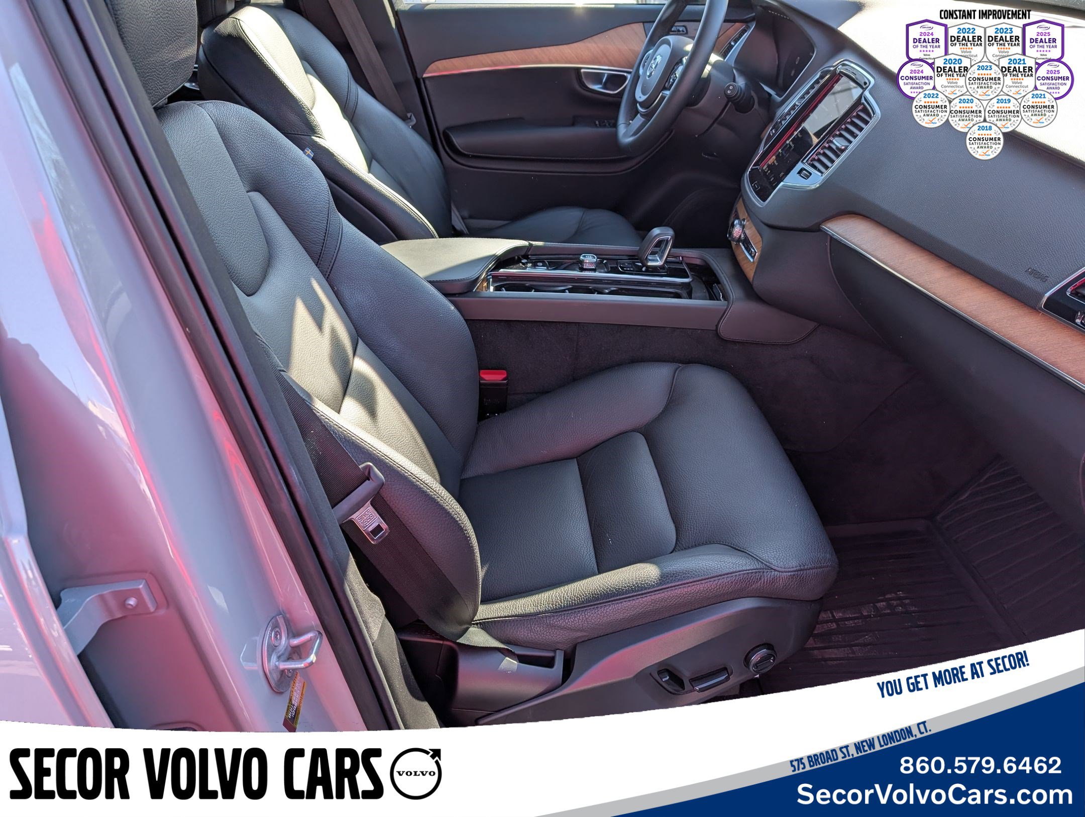 Certified 2024 Volvo XC90 T8 Plus w/ Protection Package Premier image 28