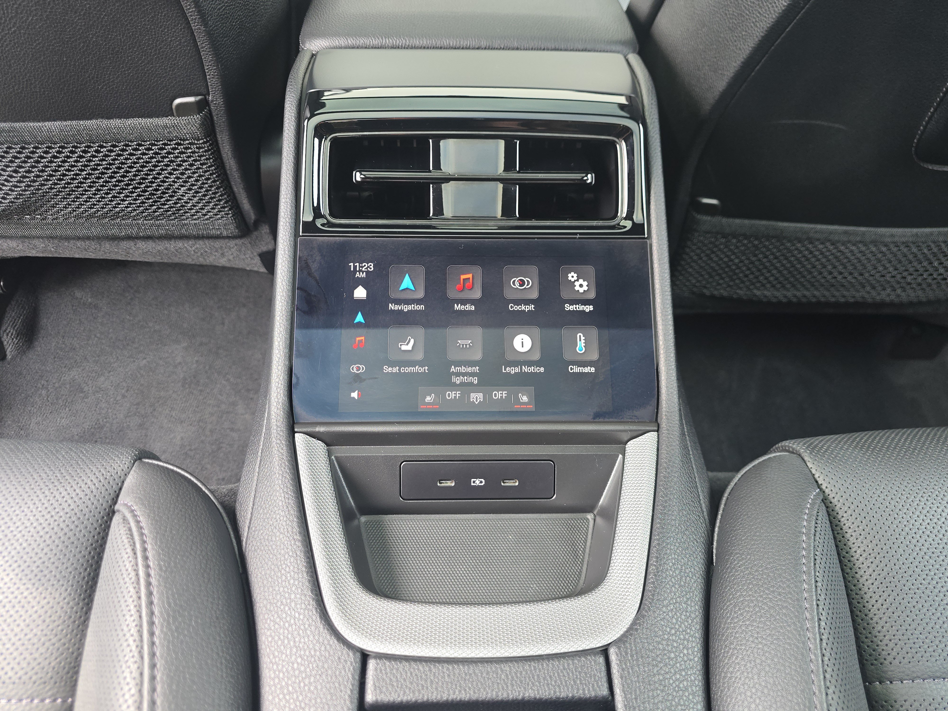 Certified 2025 Porsche Panamera 4 AWD/4WD image 23