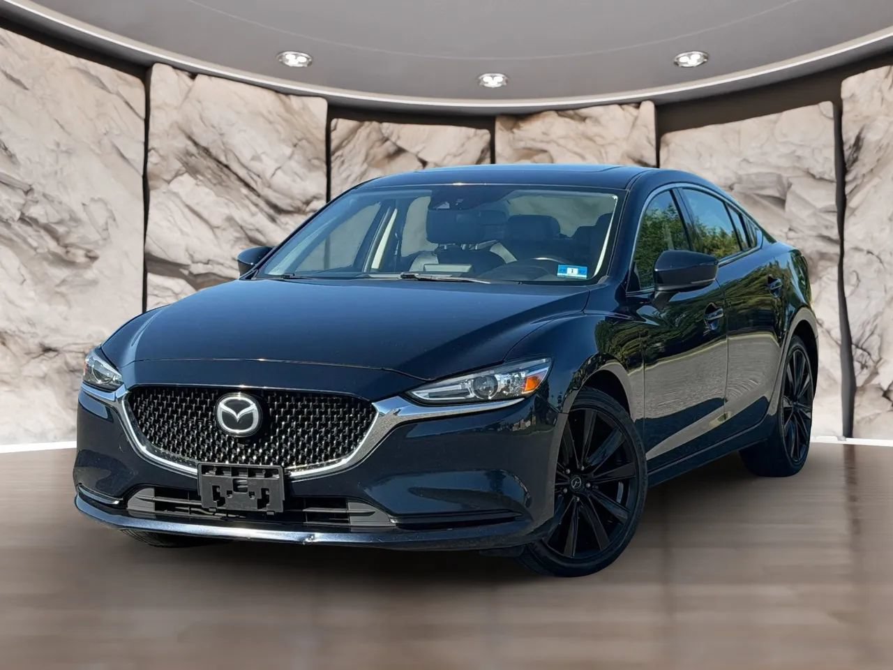 Used 2018 MAZDA MAZDA6 Touring FWD image 3