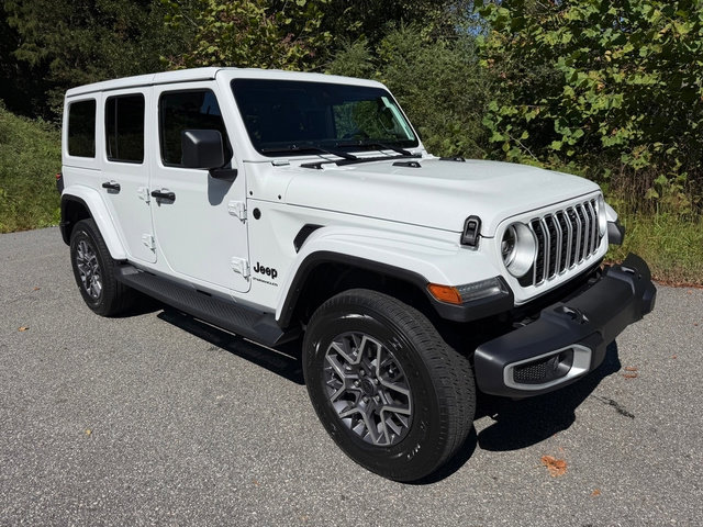 New 2025 Jeep Wrangler Unlimited Sahara image 5
