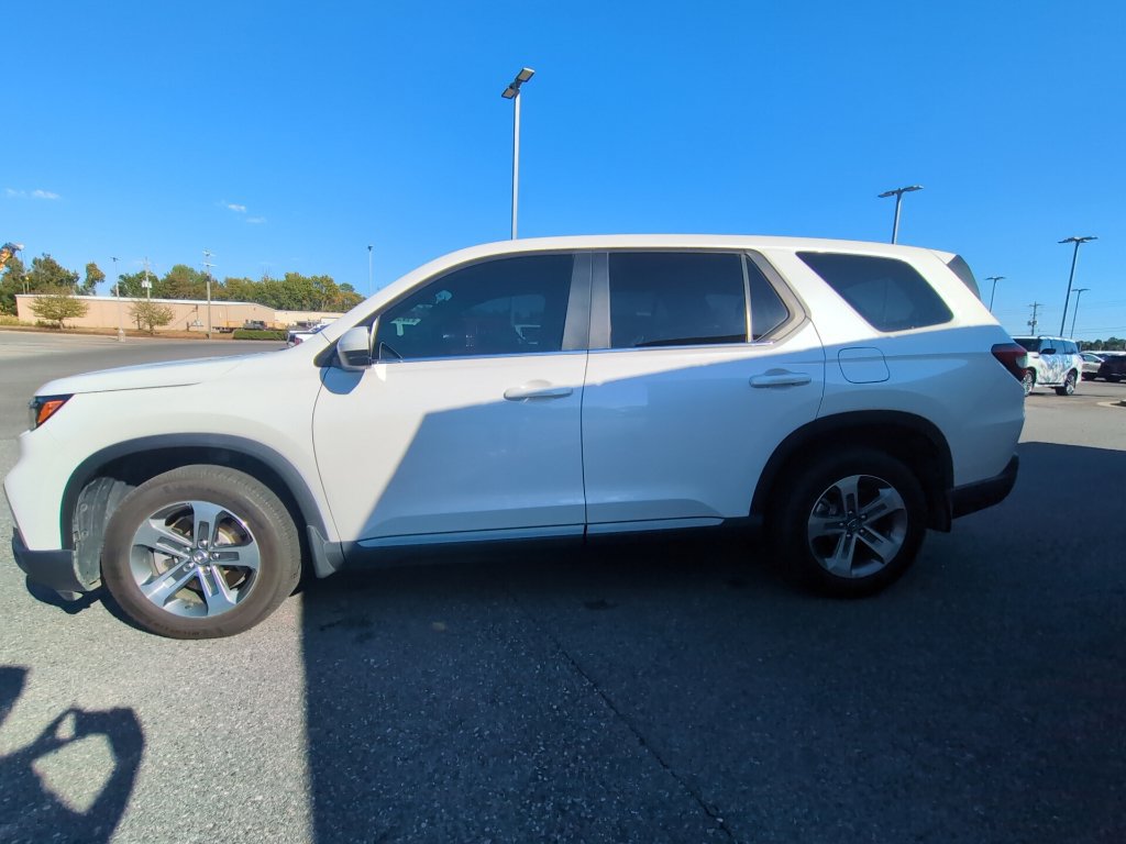 Used 2024 Honda Pilot EX-L image 5