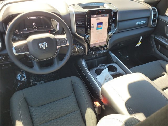 New 2026 RAM 1500 4x4 Crew Cab image 9