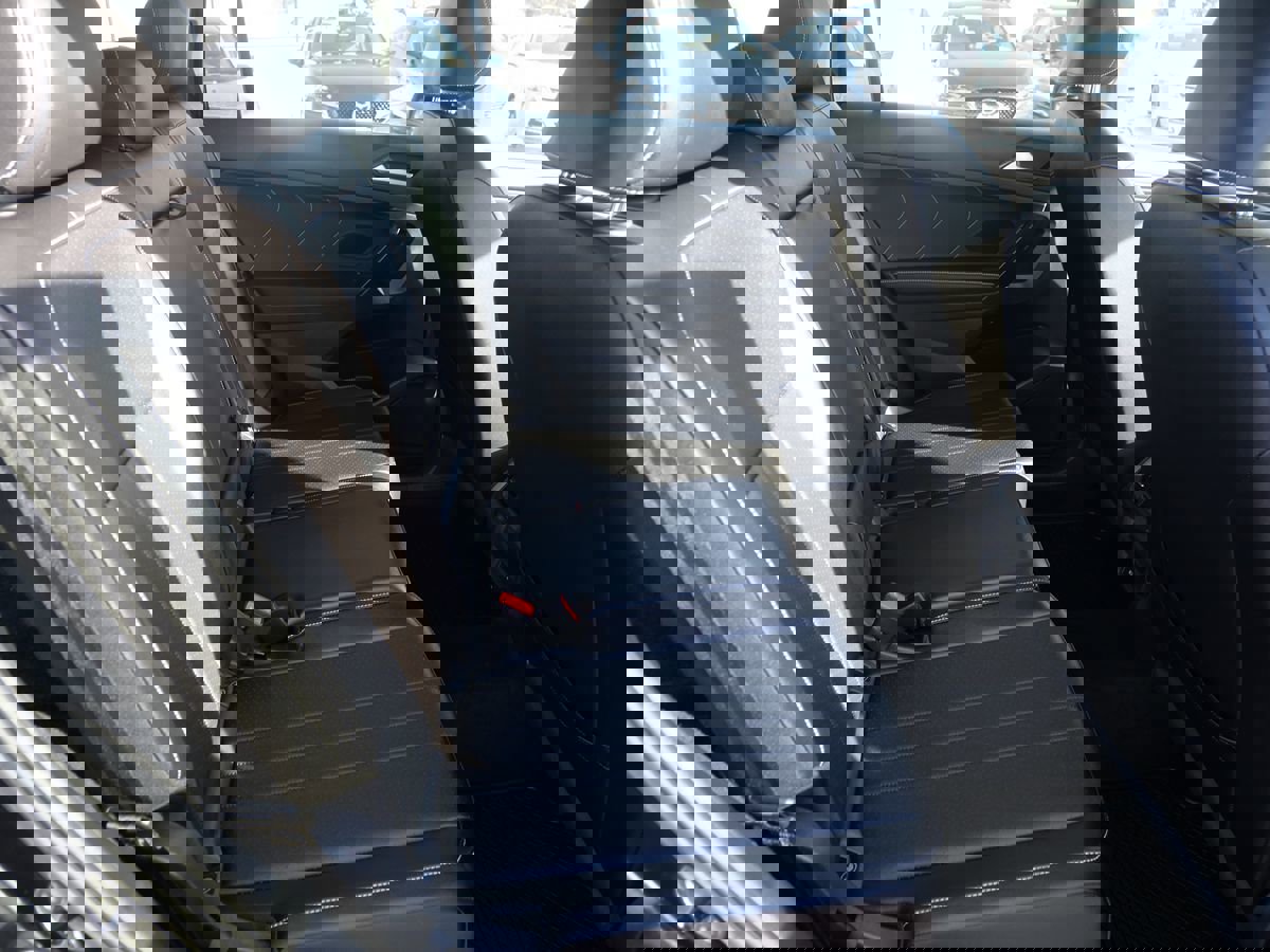 Used 2022 Volkswagen Tiguan SE image 26