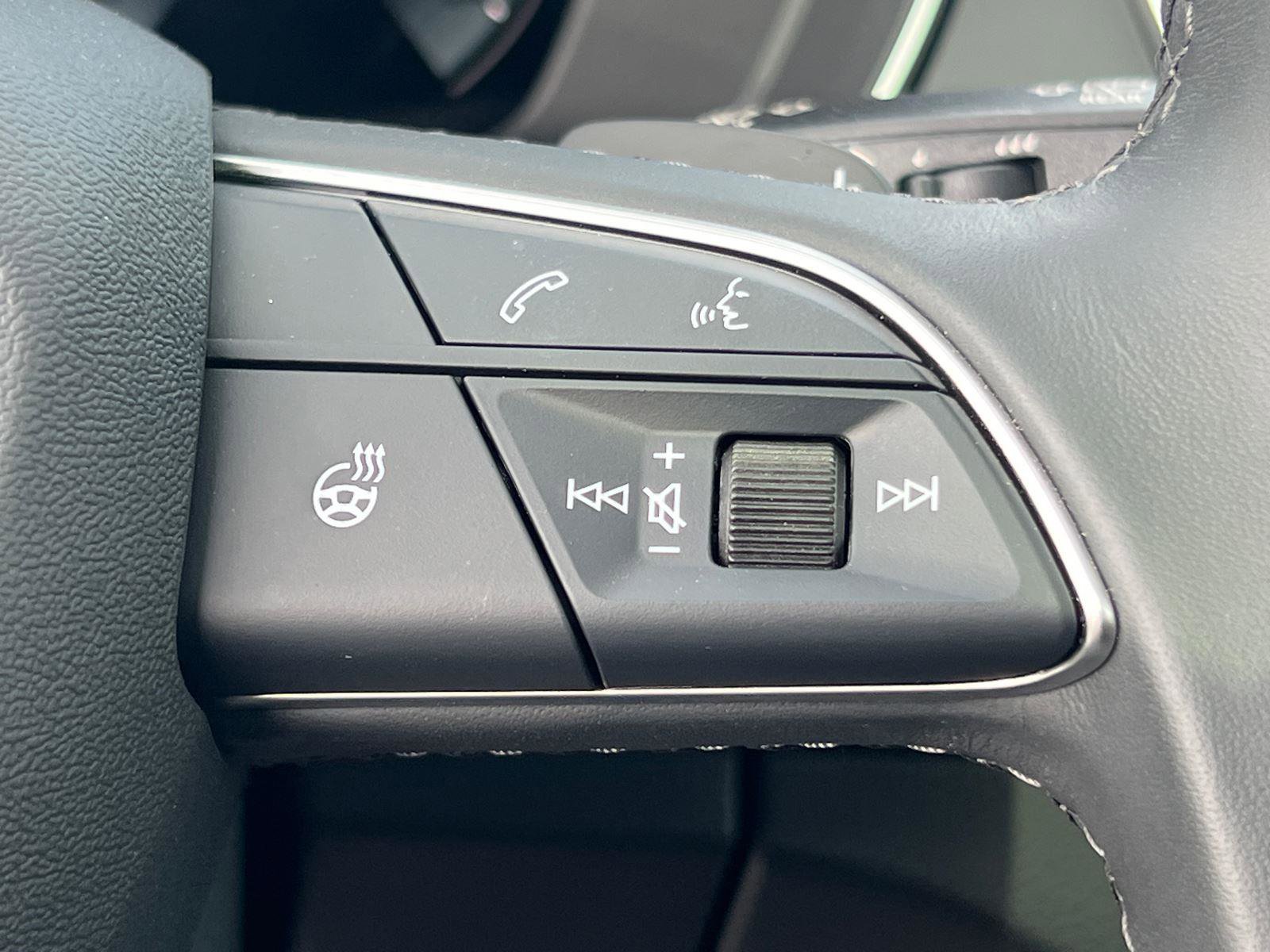 Used 2025 Audi Q5 e Premium Plus image 26