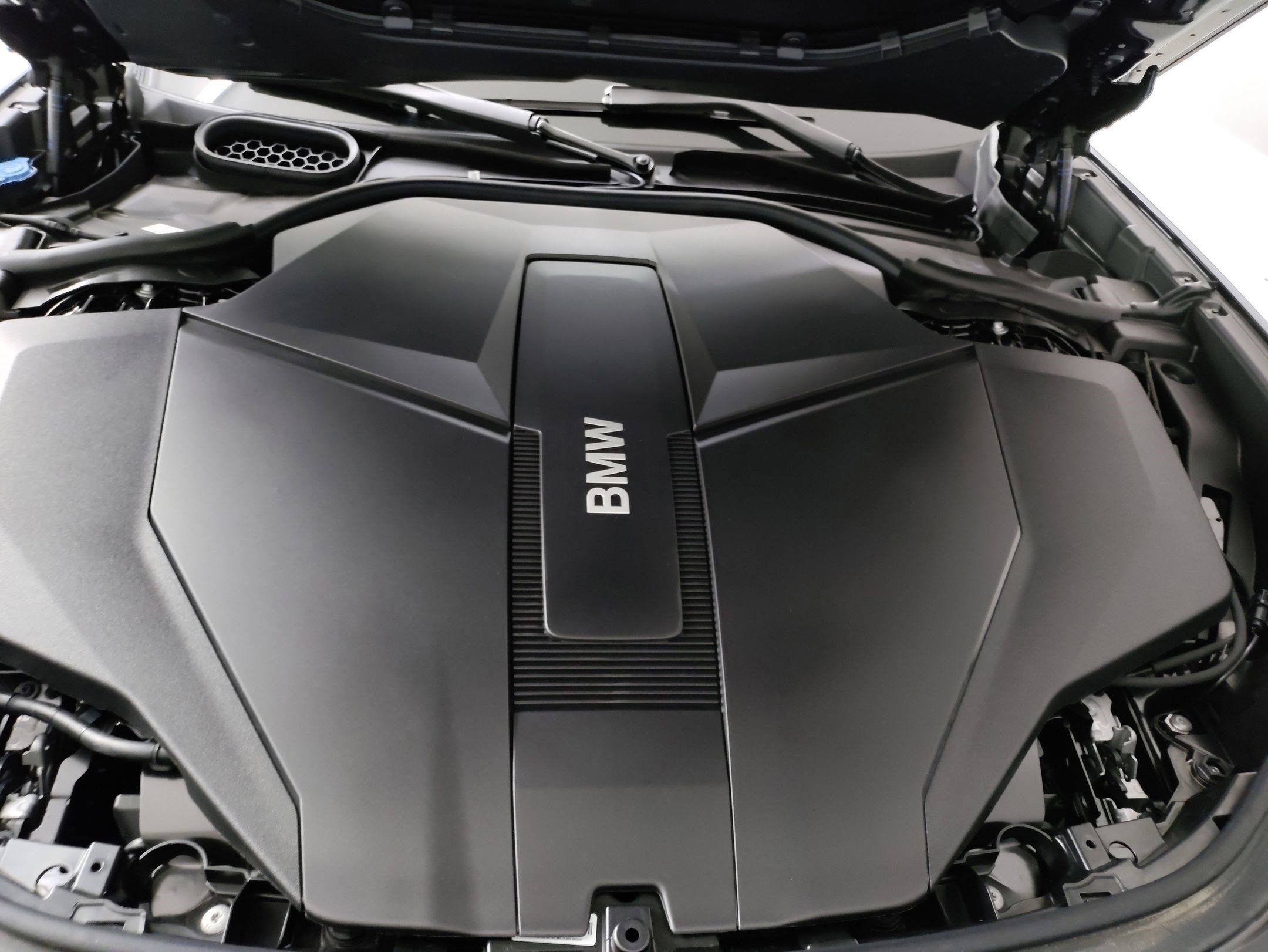 New 2025 BMW i7 xDrive60 w/ Premium Package image 23