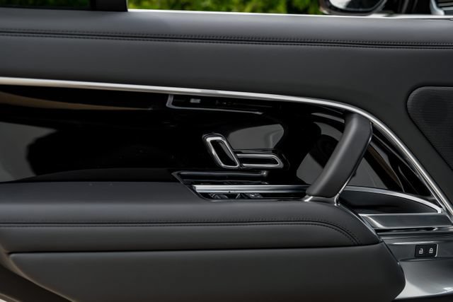 New 2026 Land Rover Range Rover SE AWD/4WD image 60