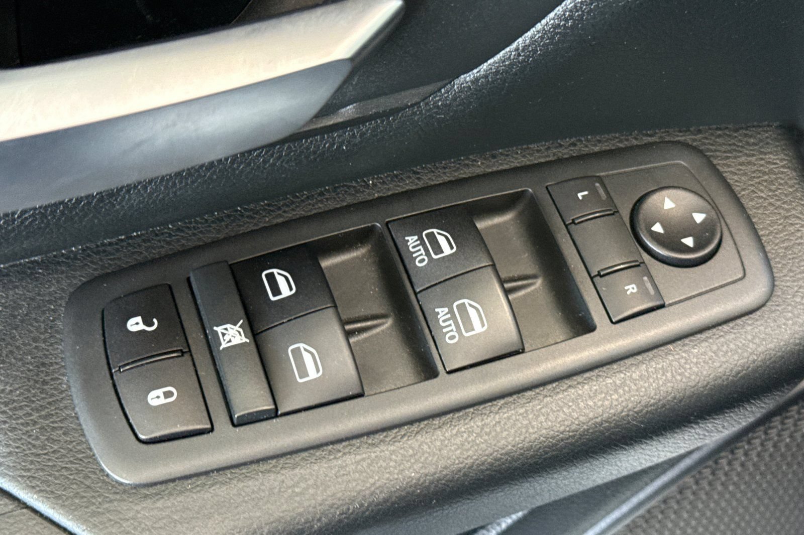 Used 2020 RAM 1500 Tradesman w/ Trailer Tow Group AWD/4WD image 18