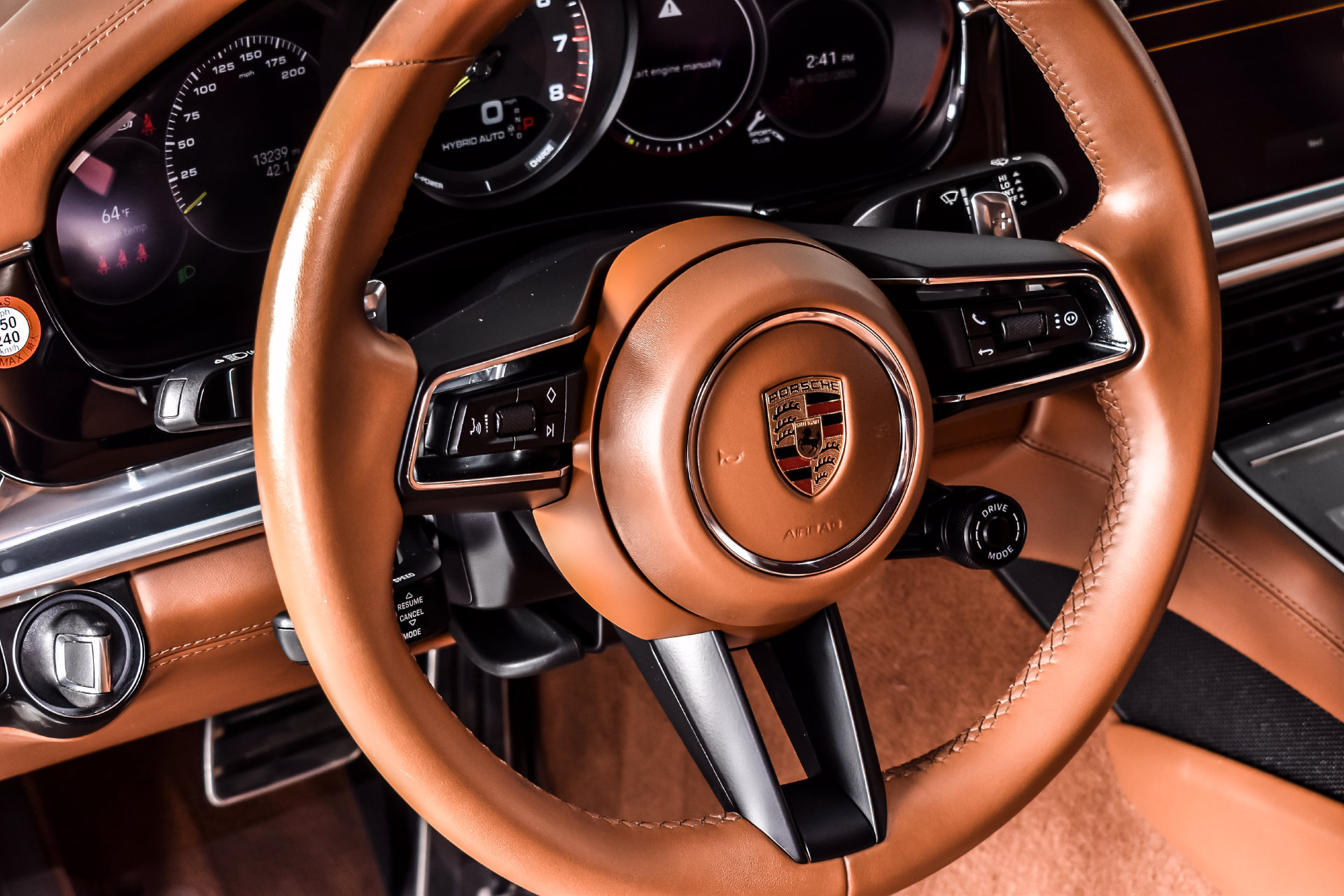 Used 2023 Porsche Panamera 4S w/ Premium Package AWD/4WD image 16
