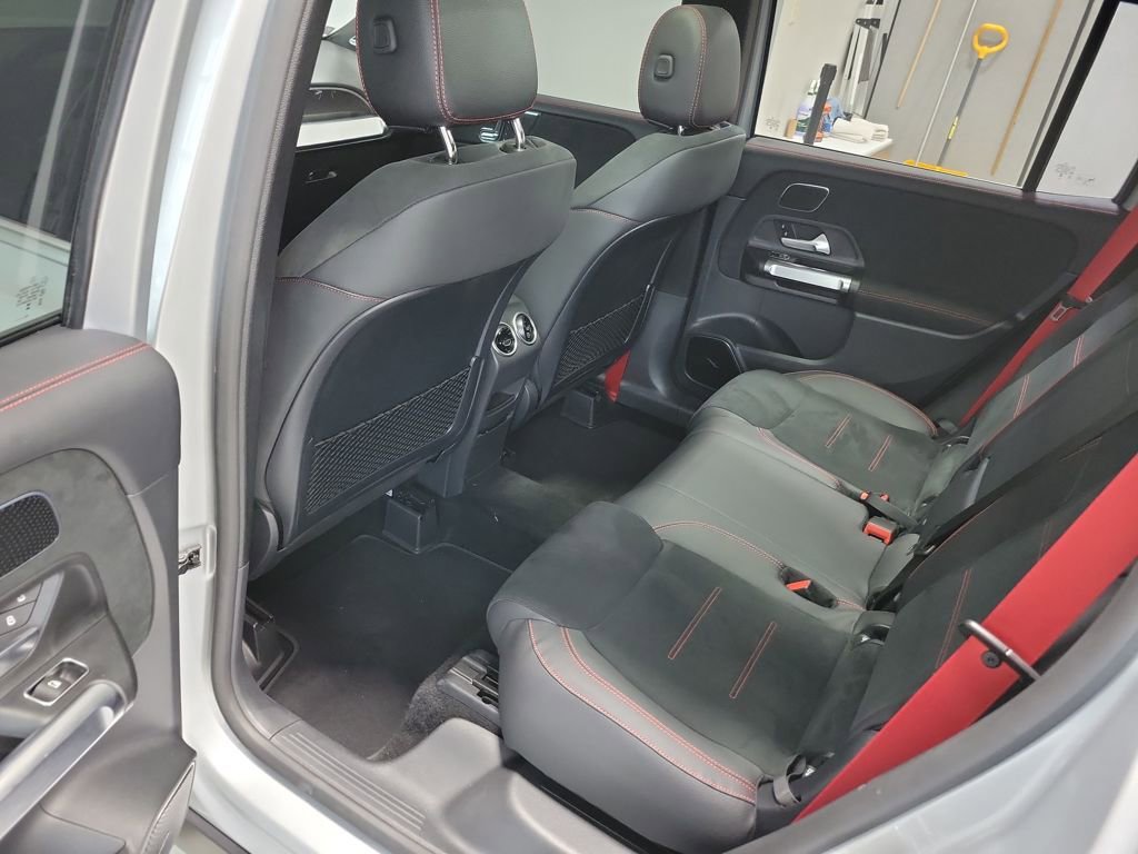 Used 2024 Mercedes-Benz GLB 35 AMG 4MATIC image 6