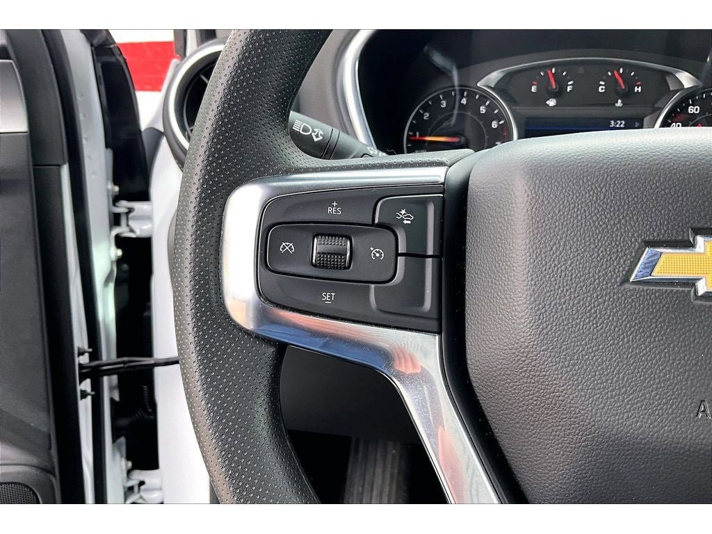 Used 2025 Chevrolet Blazer LT AWD/4WD image 21
