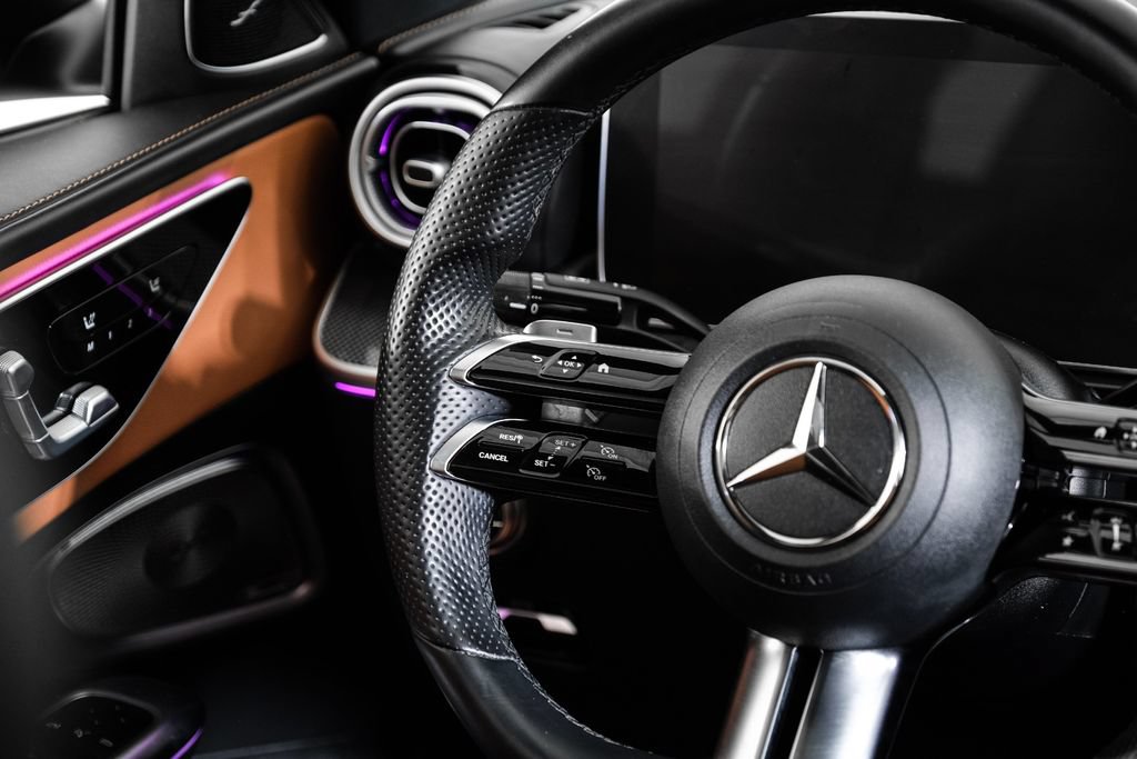 Used 2022 Mercedes-Benz C 300 Sedan image 16