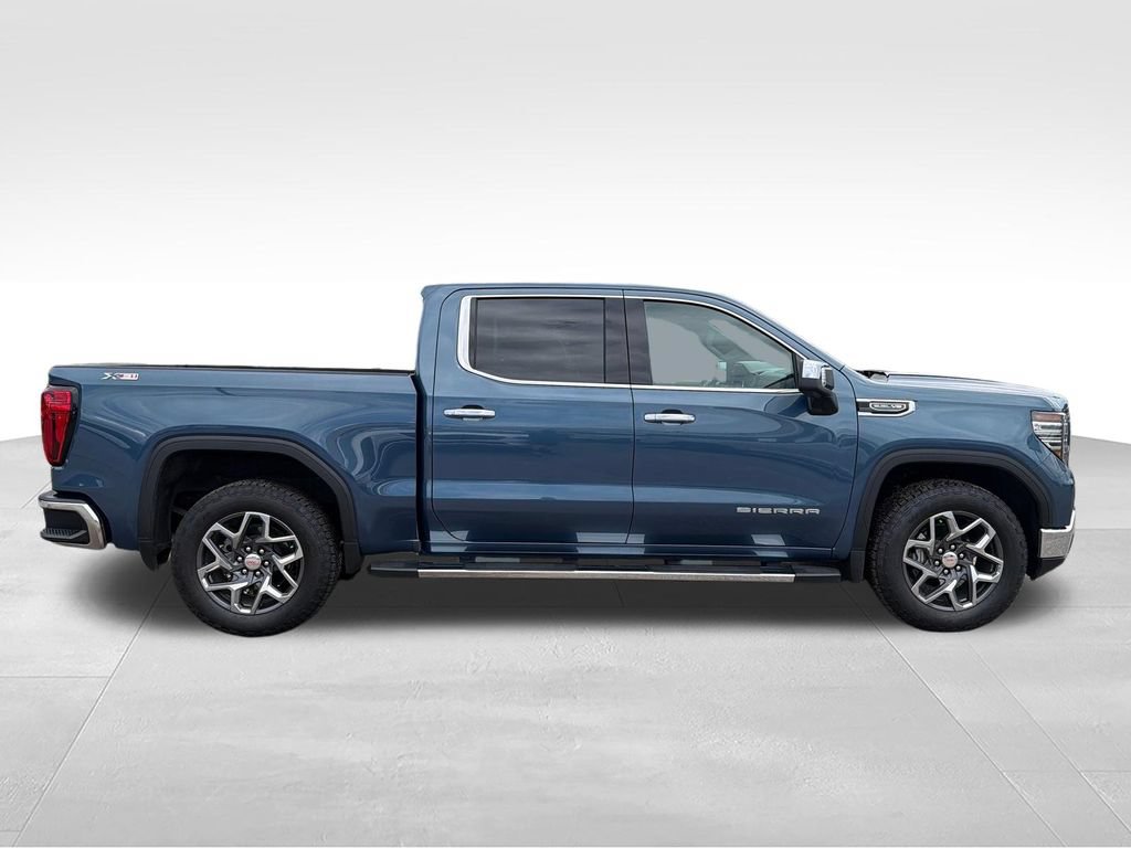 Used 2024 GMC Sierra 1500 SLT AWD/4WD image 6