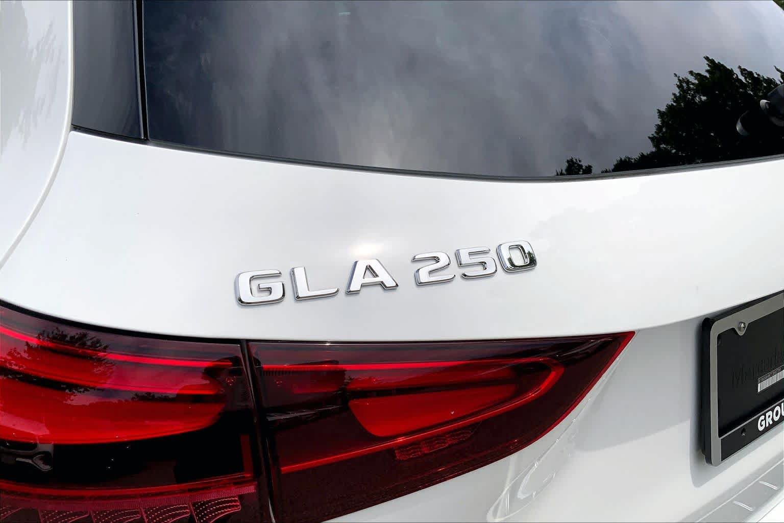 New 2026 Mercedes-Benz GLA 250 4MATIC image 19