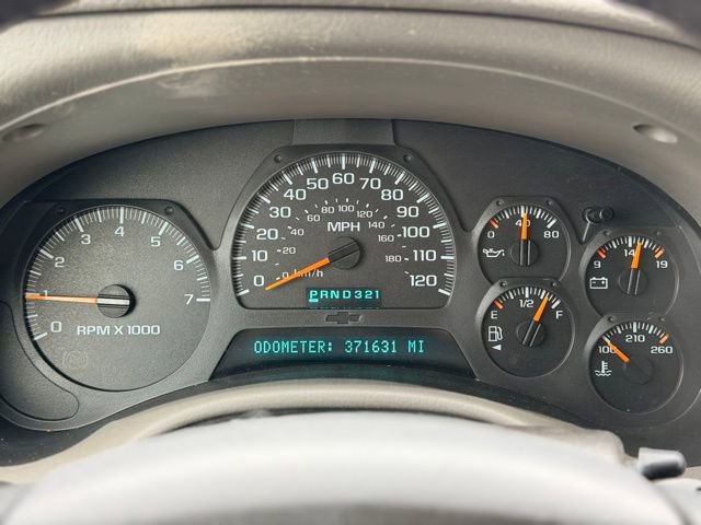 Used 2004 Chevrolet TrailBlazer LT w/ LT Preferred Equipment Group image 8