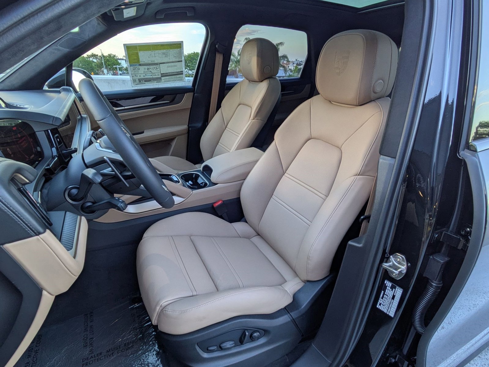 New 2025 Porsche Cayenne Turbo image 5