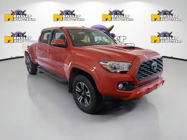 Used 2018 Toyota Tacoma SR5 AWD/4WD image 3