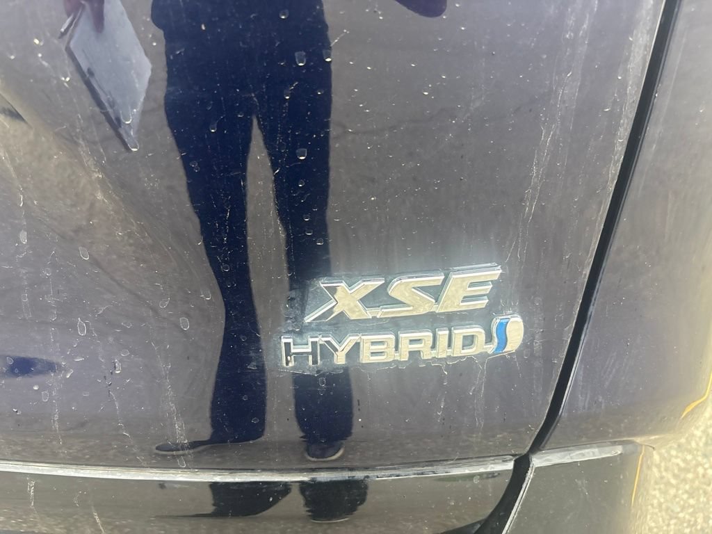 Used 2019 Toyota RAV4 XSE w/ XSE Weather Package AWD/4WD image 7