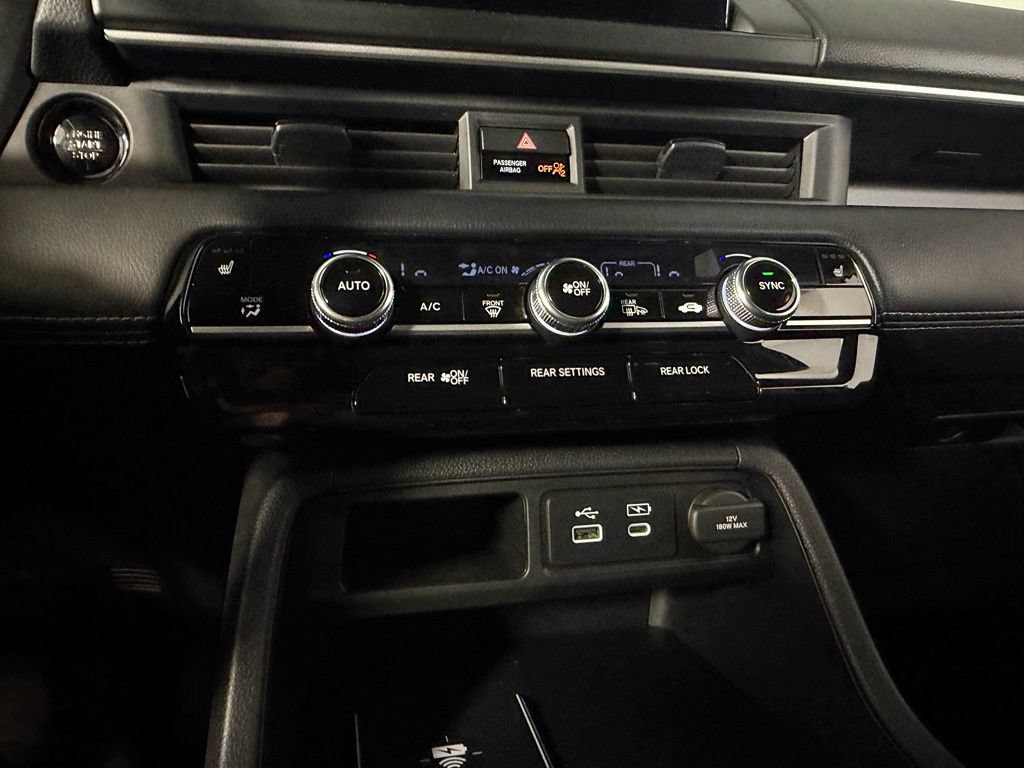 Used 2025 Honda Pilot EX-L image 17