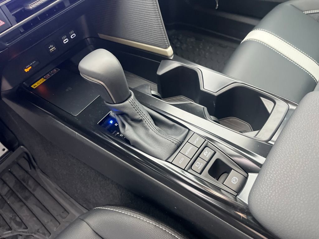 New 2026 Toyota Camry SE image 25