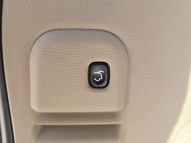 Used 2020 Jeep Grand Cherokee Overland image 35