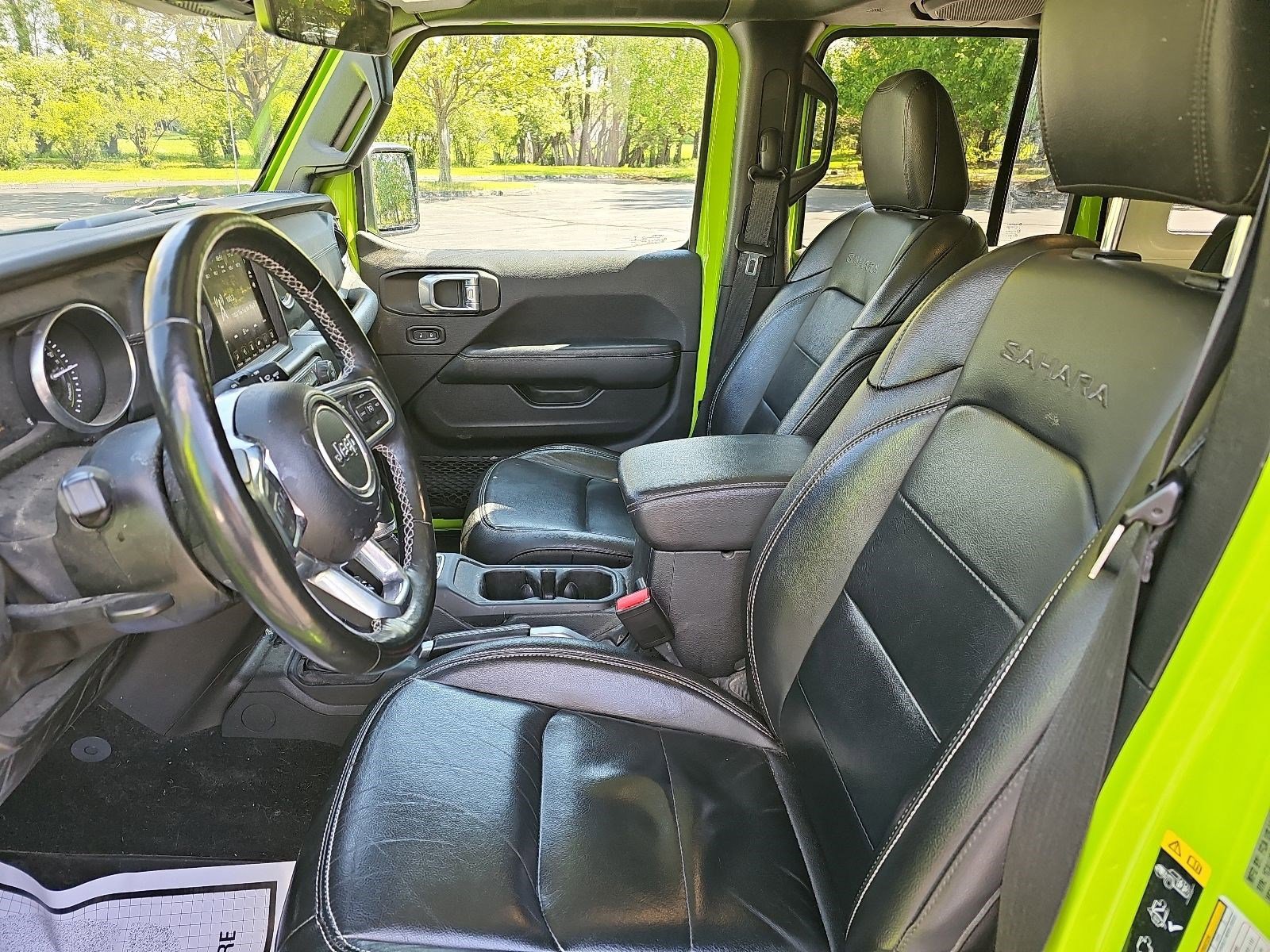 Used 2021 Jeep Wrangler Unlimited Sahara w/ Cold Weather Group AWD/4WD image 16