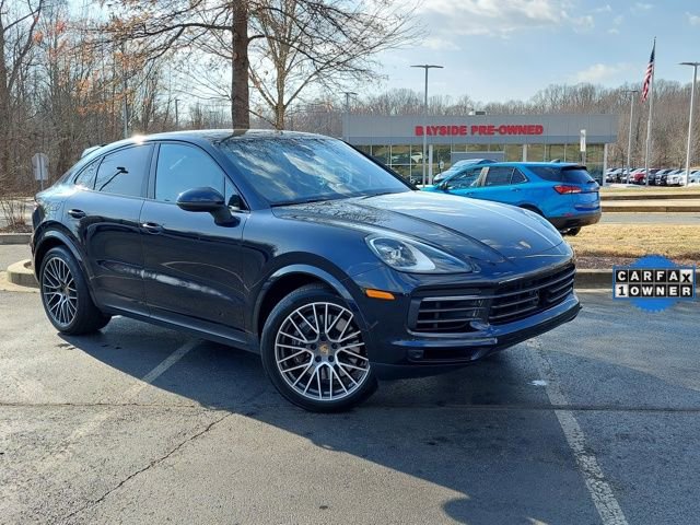 Used 2023 Porsche Cayenne Platinum Edition image 2