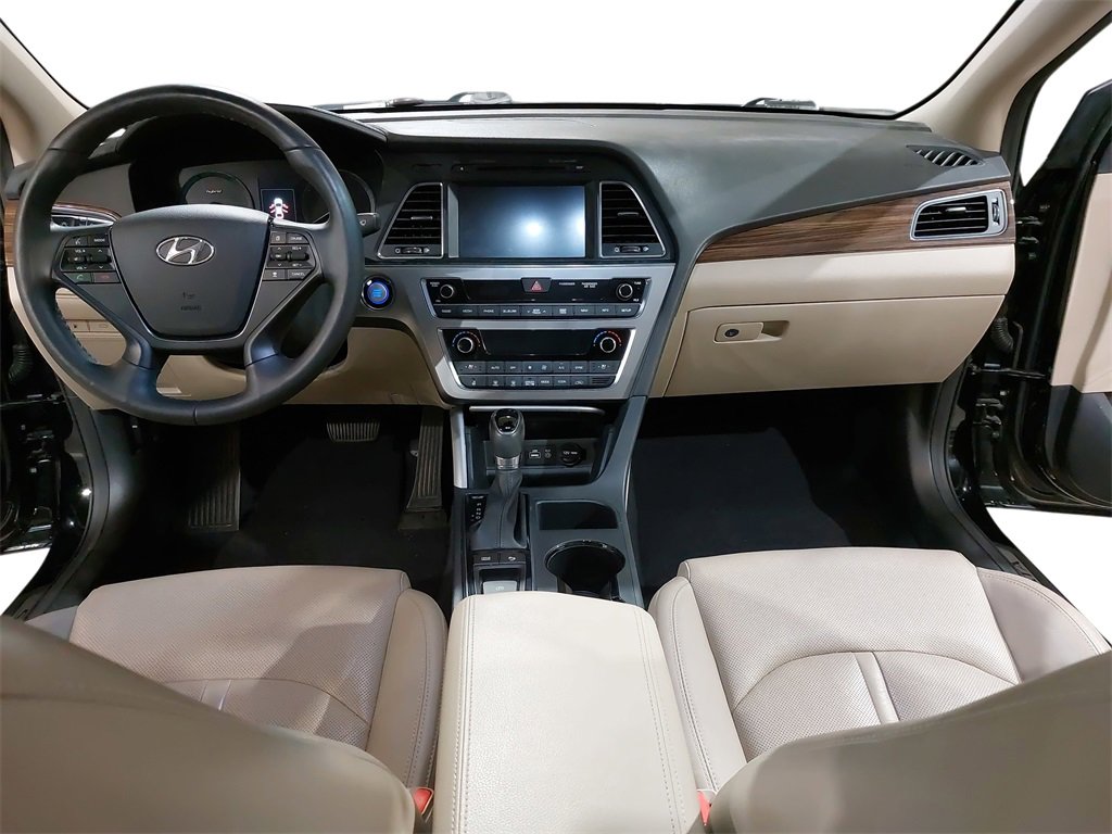 Used 2016 Hyundai Sonata Limited w/ Option Group 02 image 9