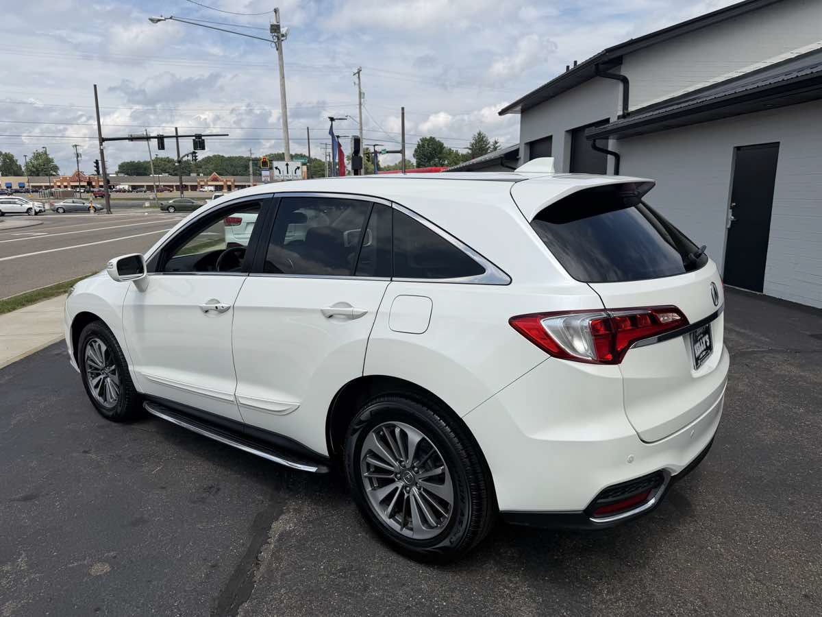 Used 2016 Acura RDX w/ Advance Package AWD/4WD image 3