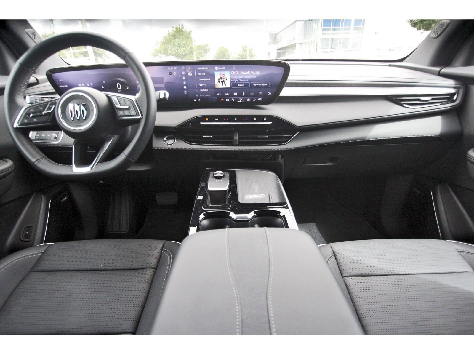 Used 2026 Buick Enclave Sport Touring w/ Power Package FWD image 9