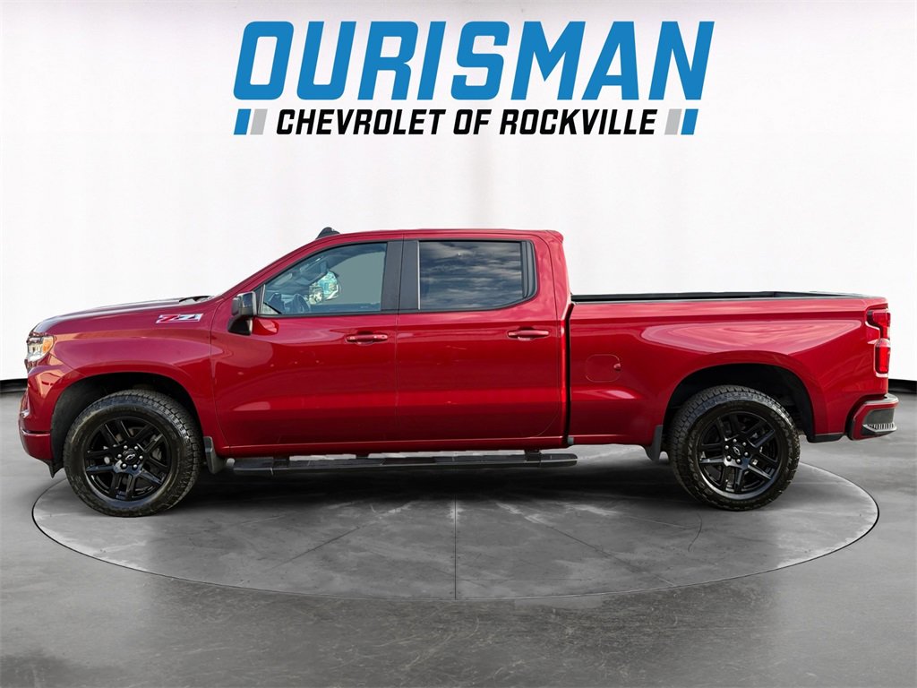 Used 2025 Chevrolet Silverado 1500 RST image 3