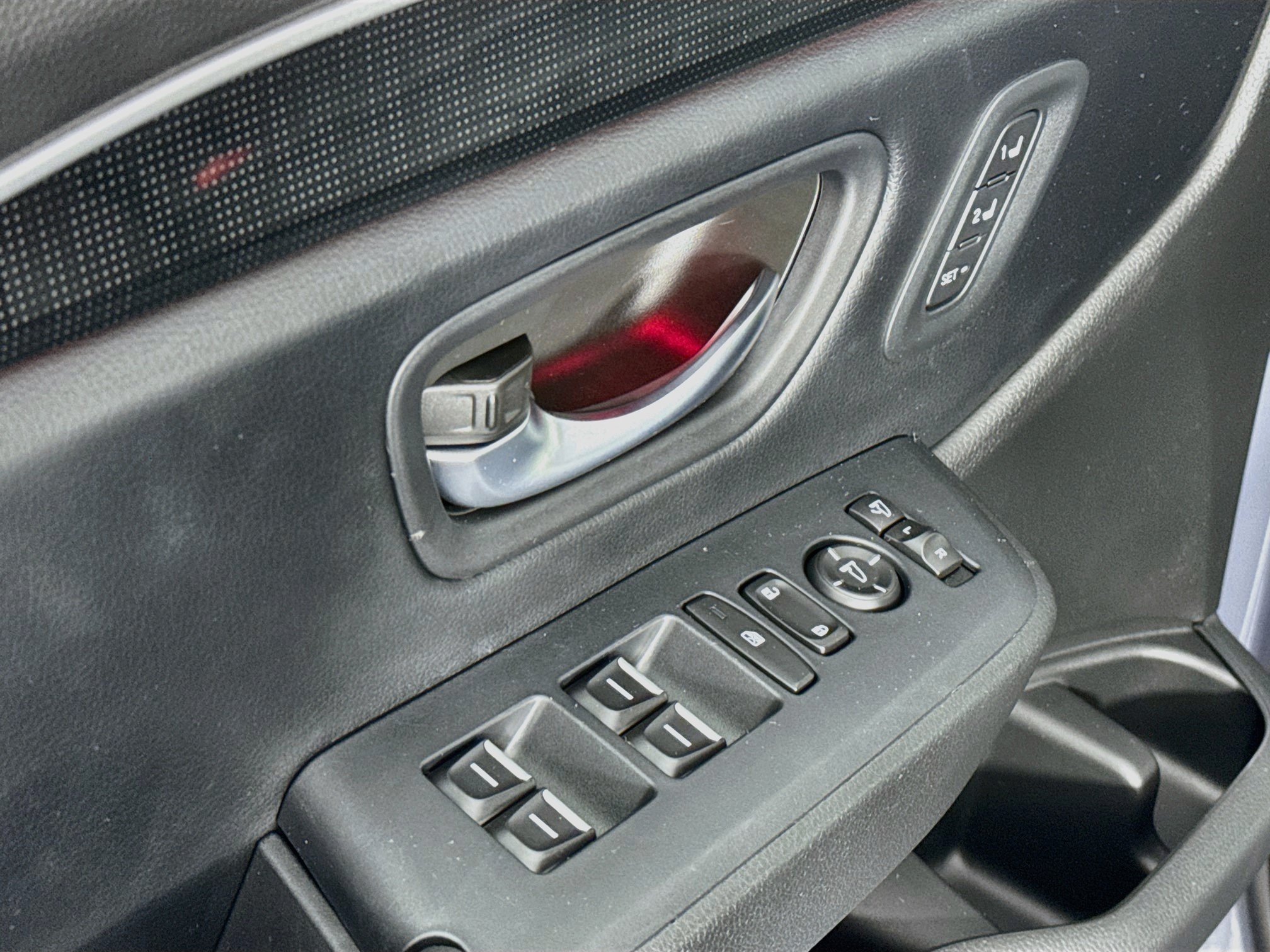 Certified 2025 Honda Pilot Black Edition image 18