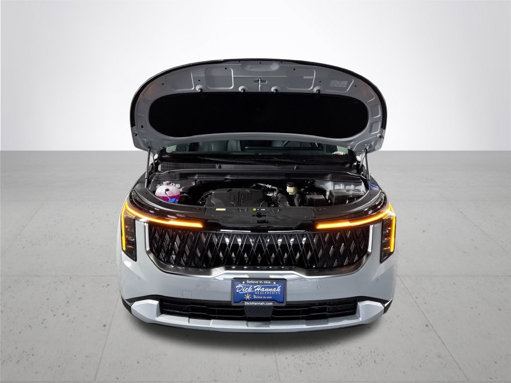 New 2027 Kia Carnival FWD image 22