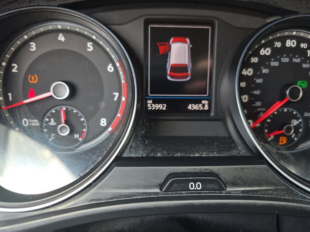 Used 2021 Volkswagen Atlas SE image 14