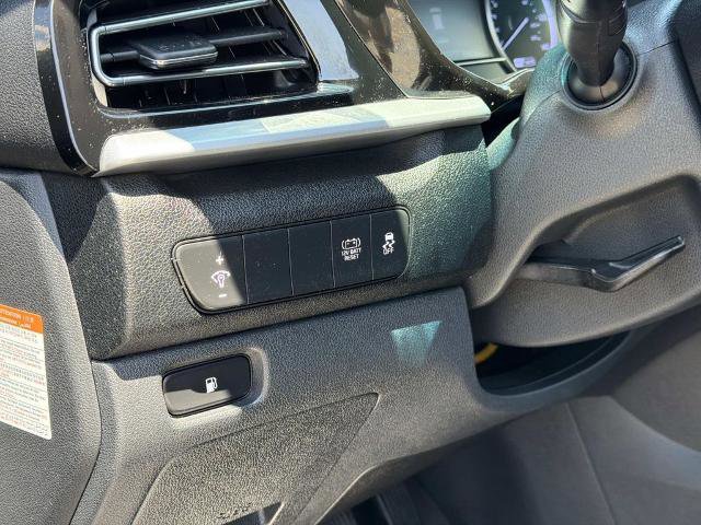 Used 2021 Kia Niro LX image 22
