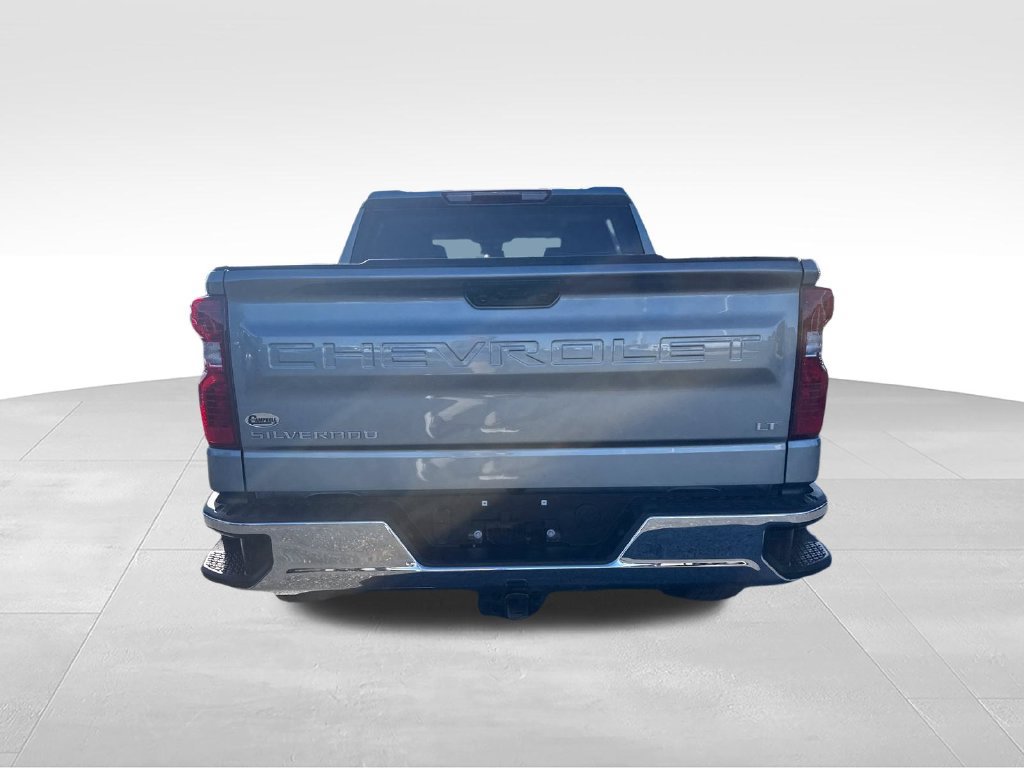 Used 2024 Chevrolet Silverado 1500 LT AWD/4WD image 9