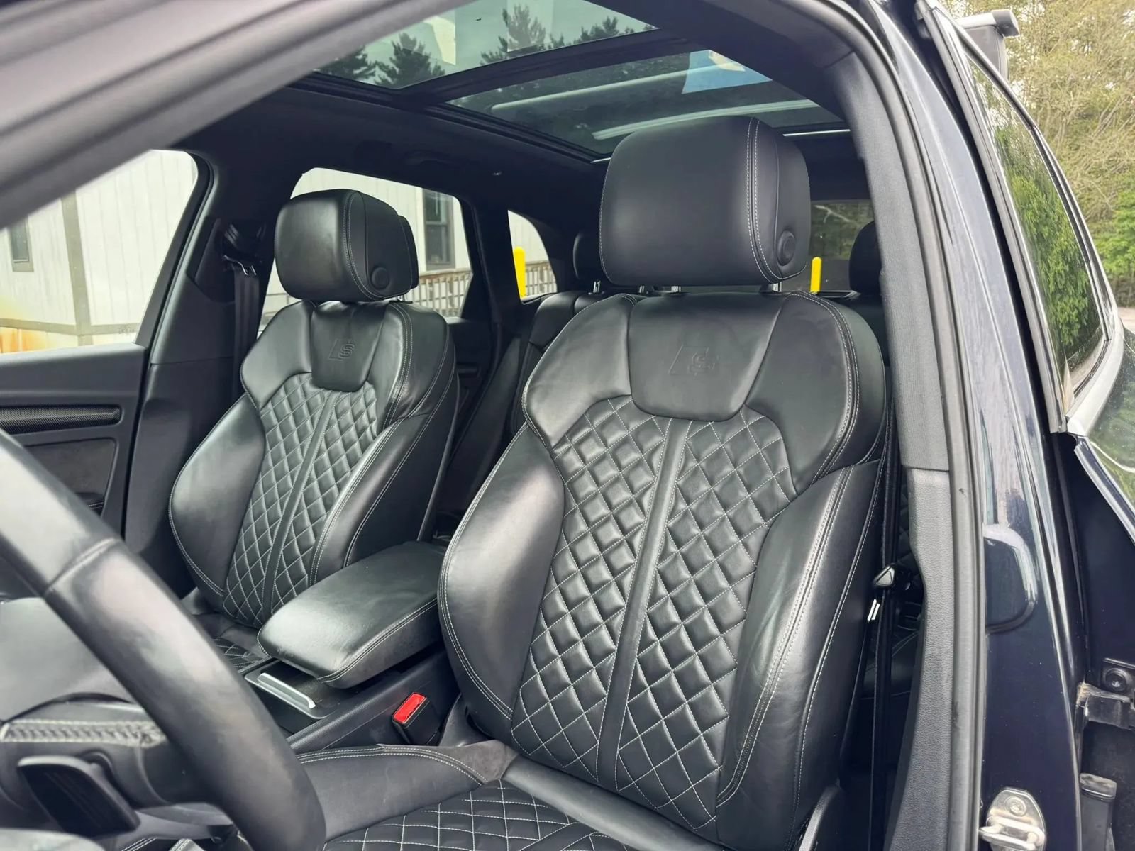 Used 2018 Audi SQ5 Premium Plus w/ Navigation Package AWD/4WD image 14