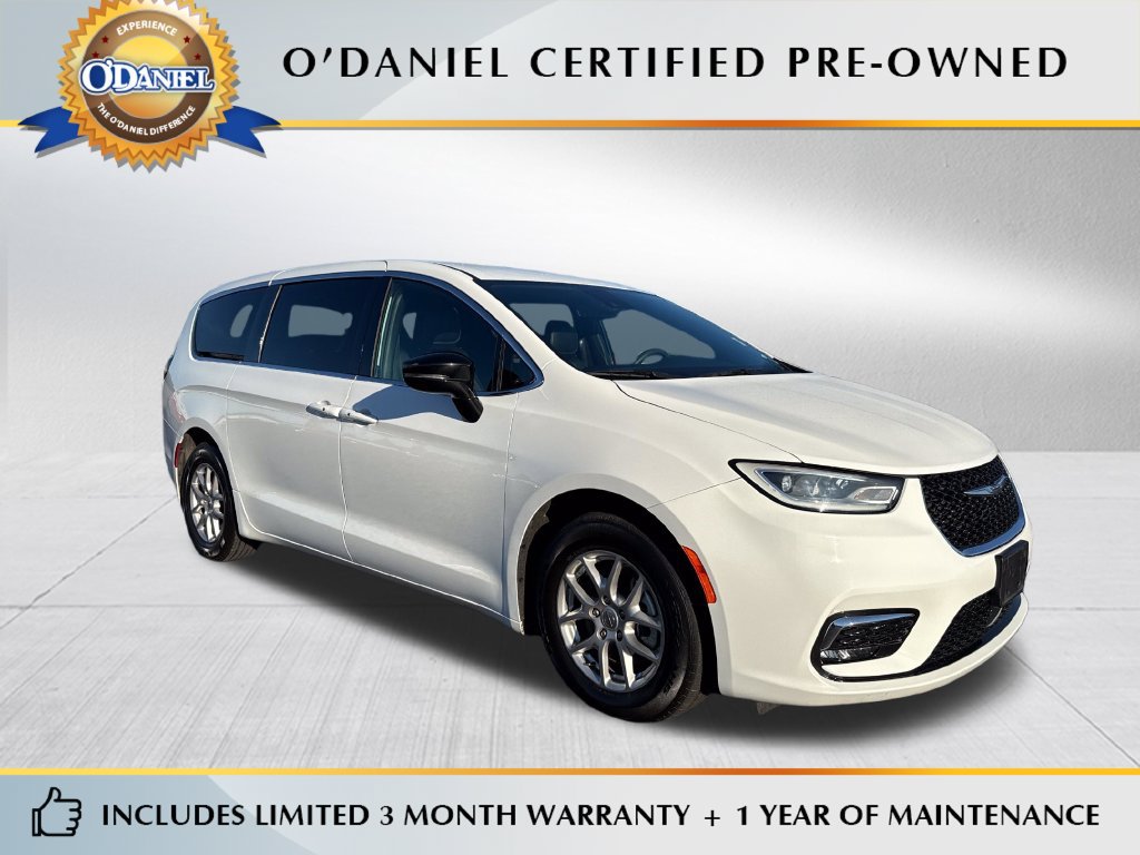 Used 2025 Chrysler Pacifica Select FWD 360° Tour