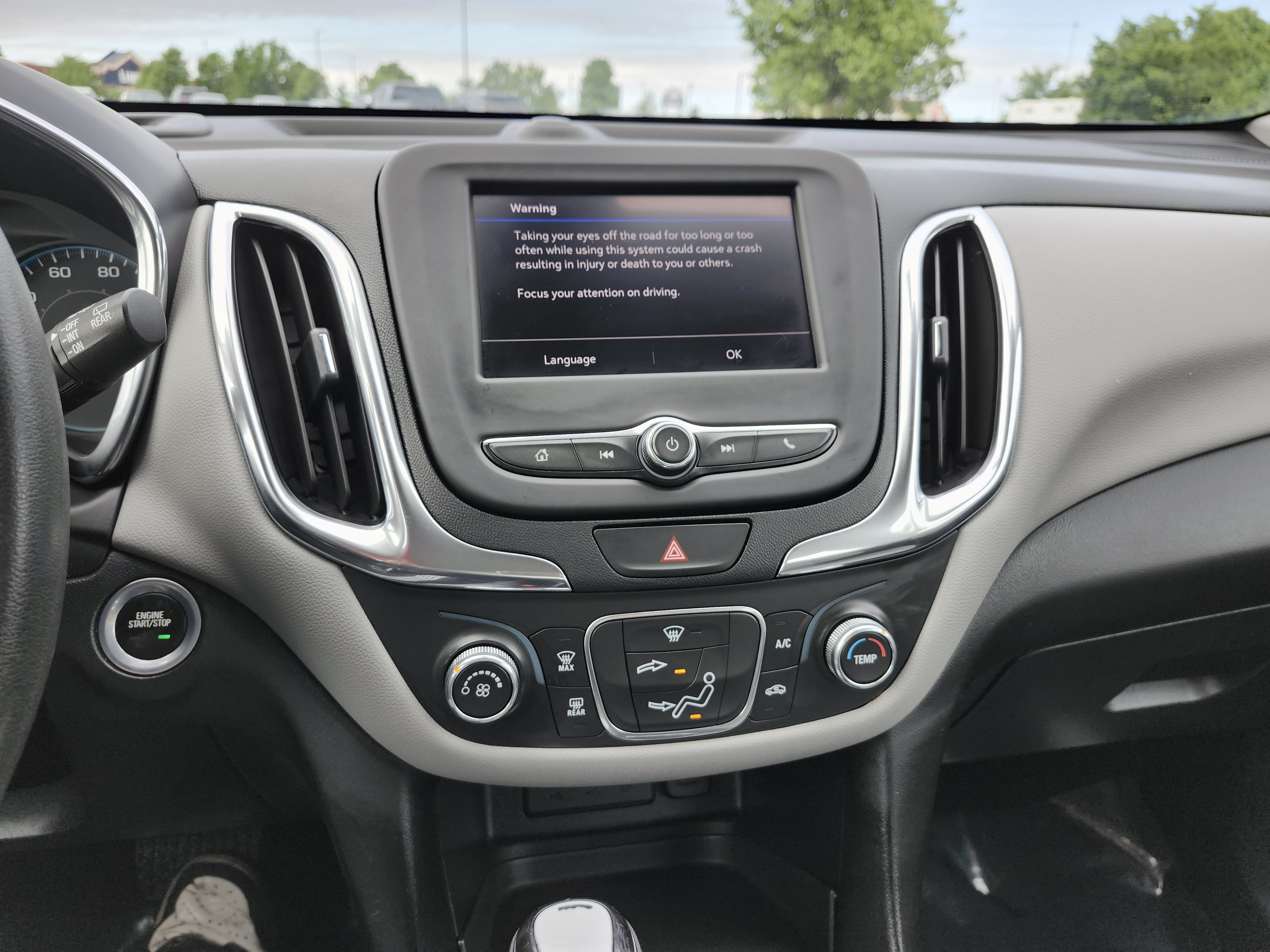 Used 2020 Chevrolet Equinox LS AWD/4WD image 31