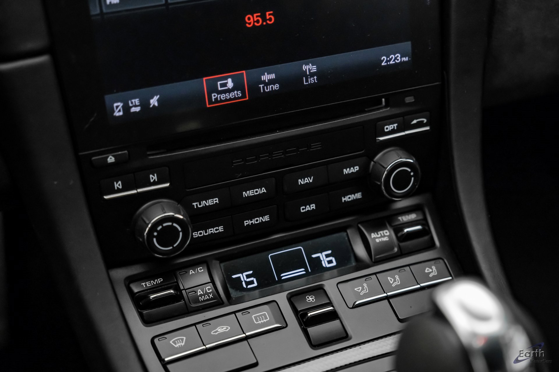 Used 2019 Porsche 911 GT2 RS w/ Weissach Package image 80